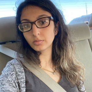 Meet your Posher, Julianna